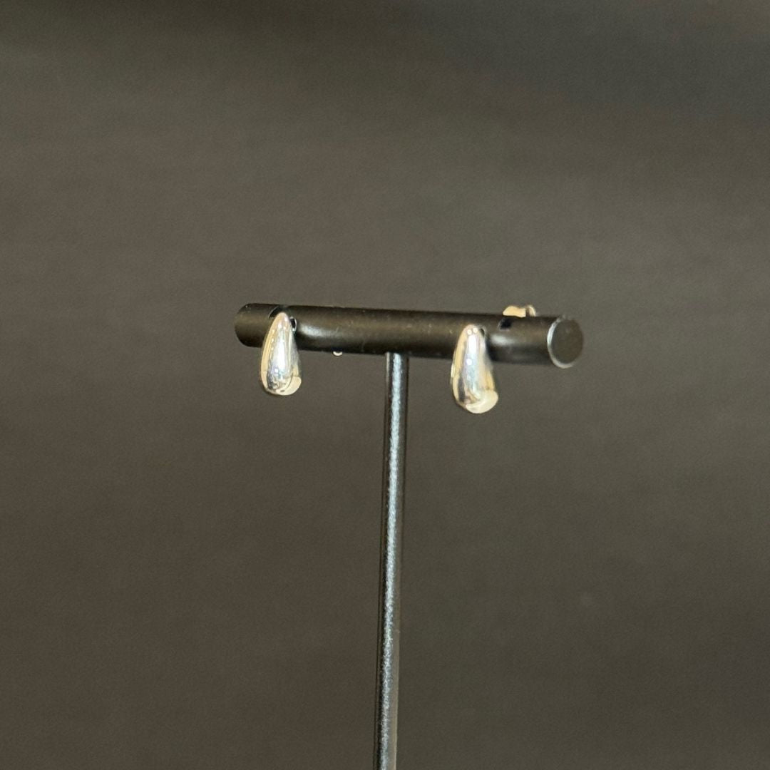 "SUPER MINI BONETA" Aretes plateados