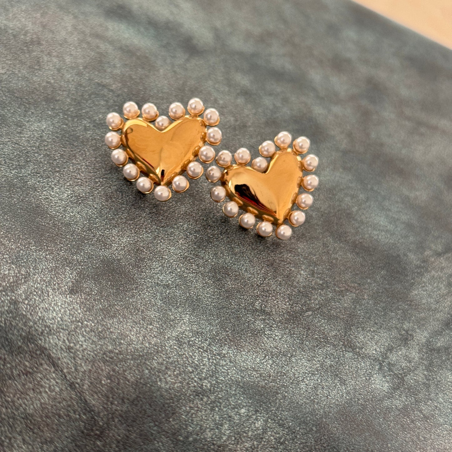 "RENATA" Aretes dorados