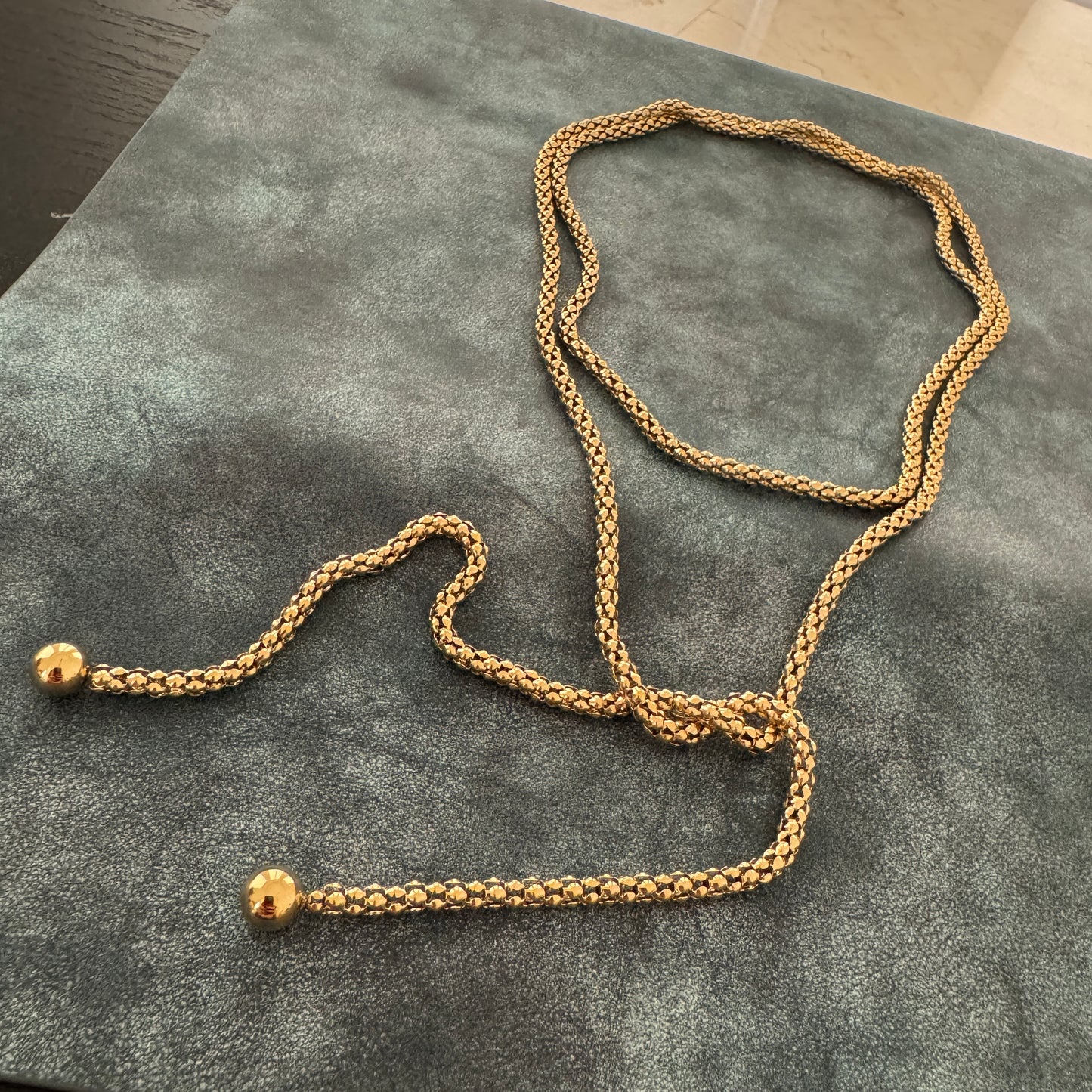 "LAZADA" Collar dorado