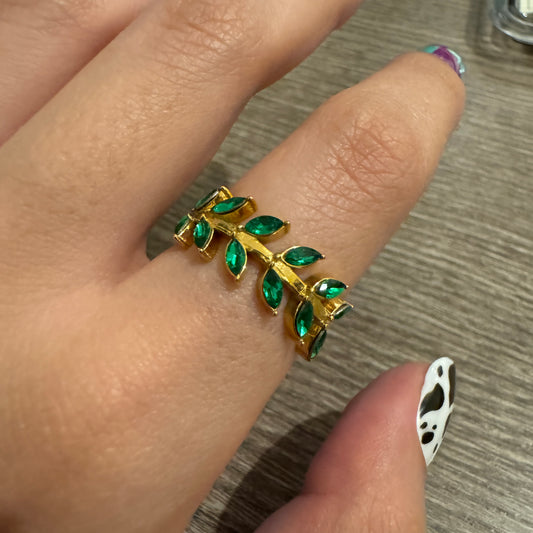 "CARMIN VERDE" Anillo dorado