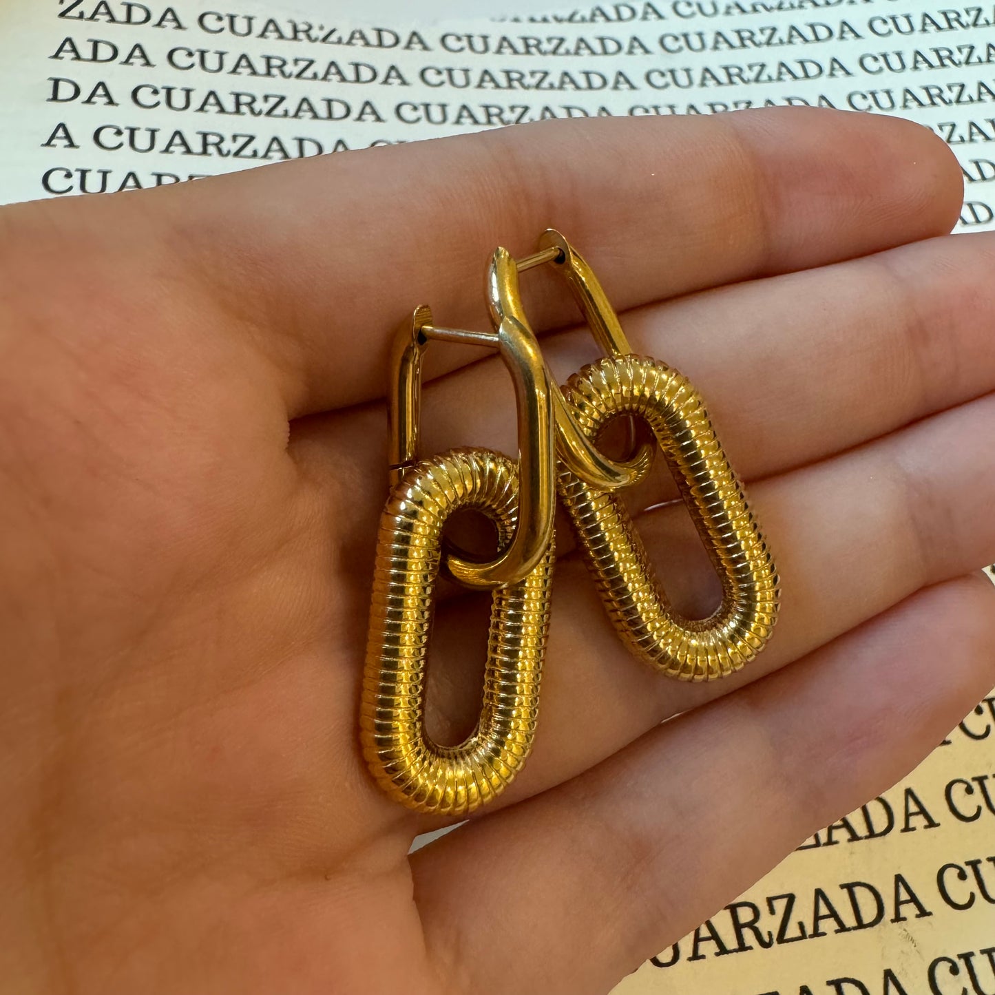 “ALICIA” Aretes dorados