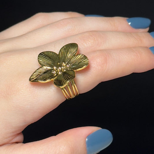 "MARGARITA" Anillo dorado