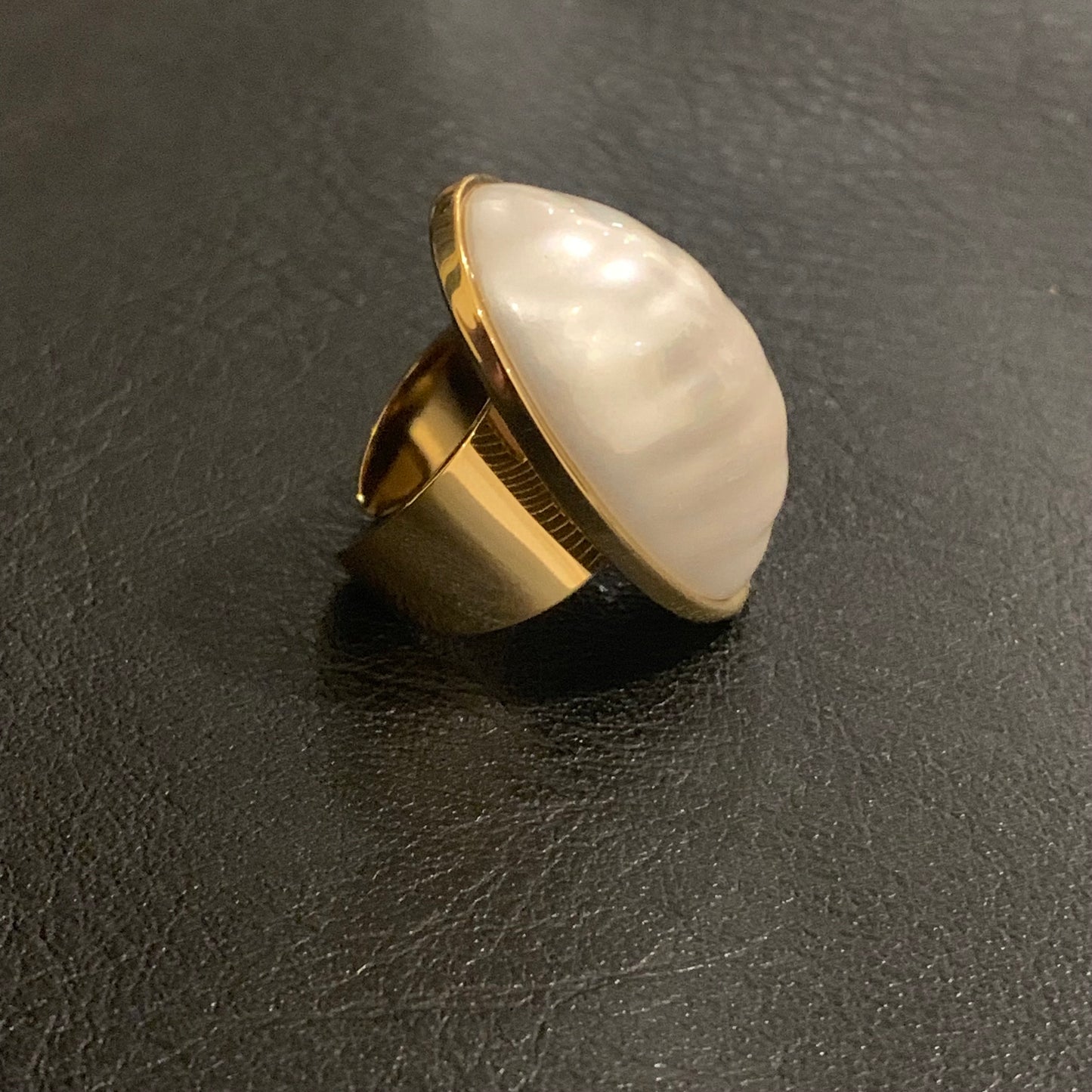 521 "ALO" Anillo dorado