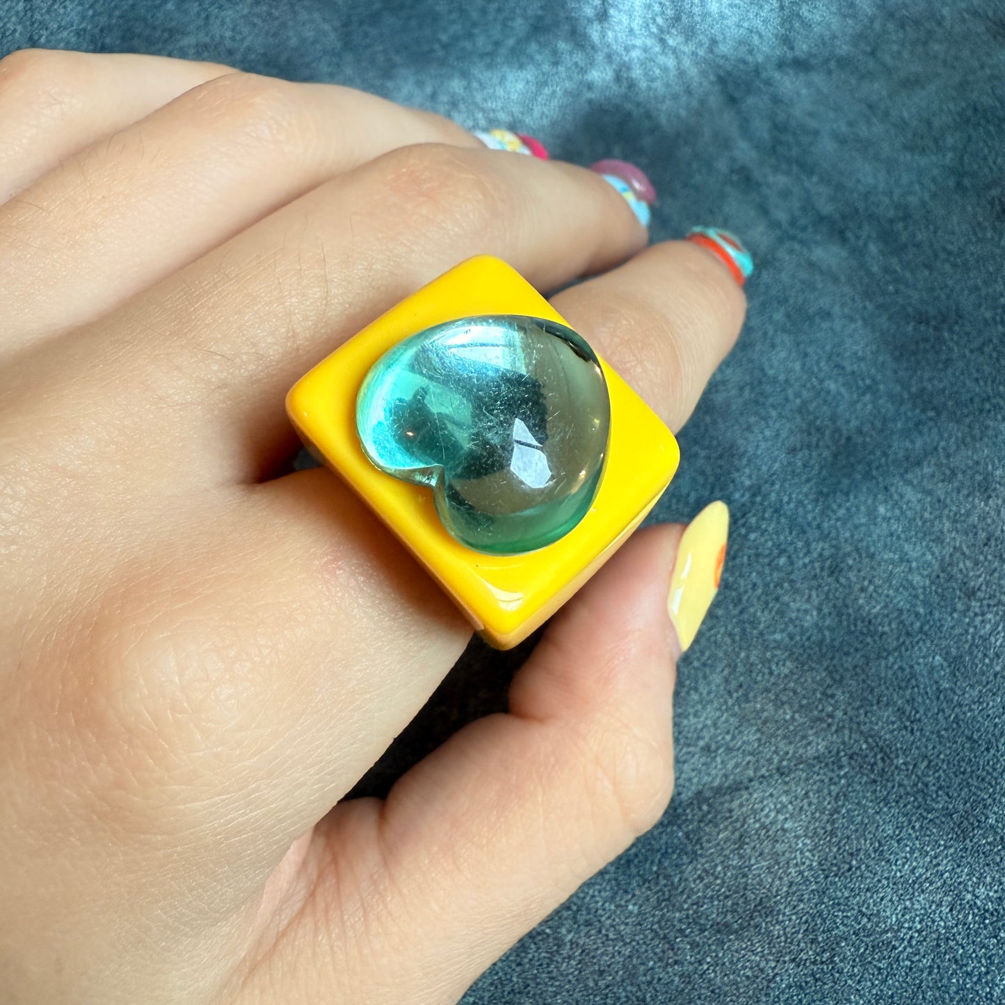 617 “KARLY” Anillo amarillo