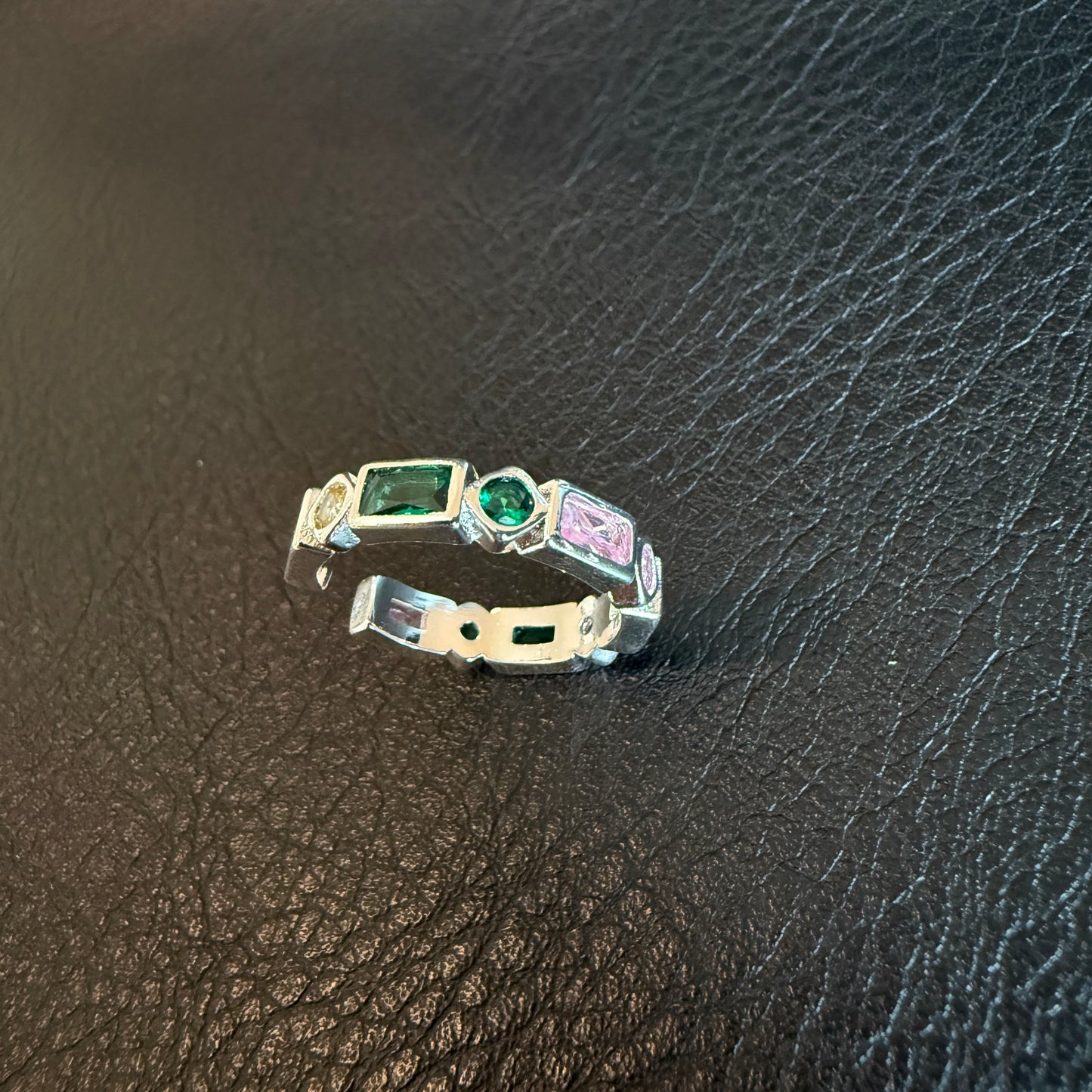 588 “CLAUDIA” Anillo plata