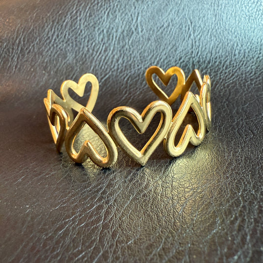 583 “ANA” Brazalete dorado