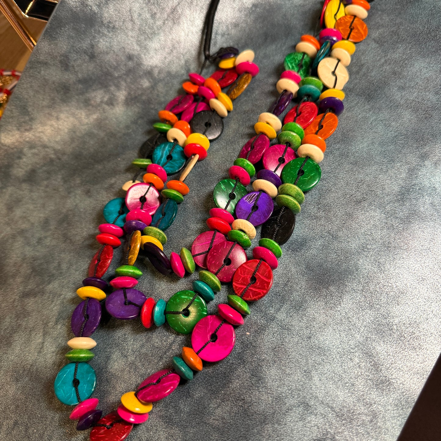 670 “COLORADA” Collar de cuentas