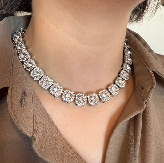 676 "MARILYN" COLLAR PLATEADO