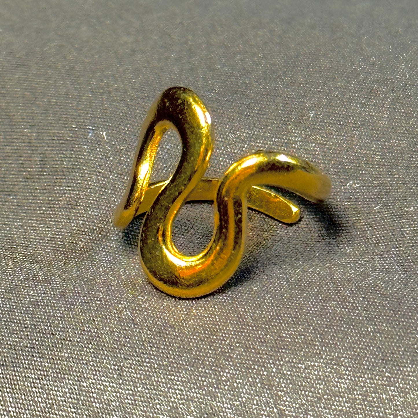 “ZERE” Anillo dorado