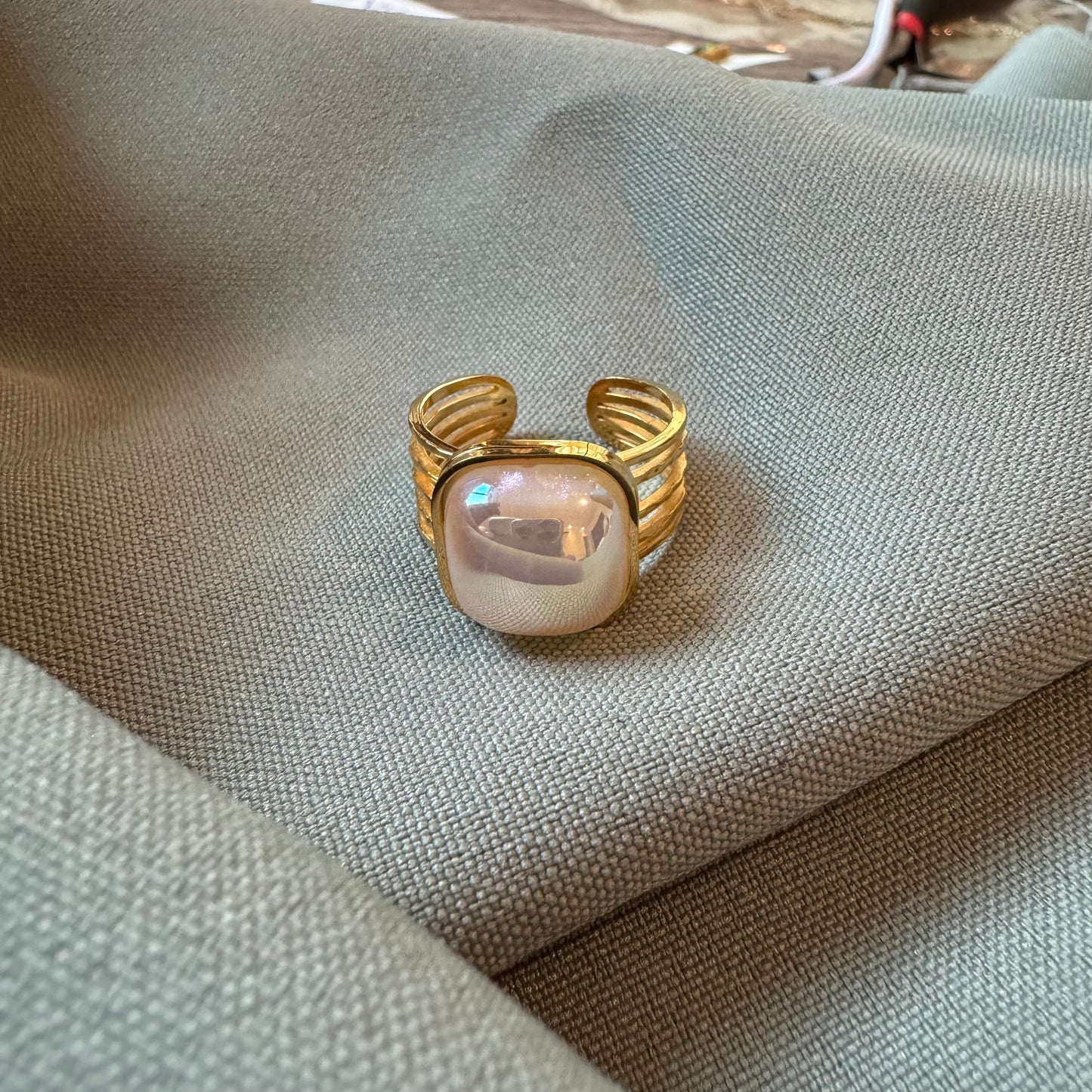 “KENDRA” Anillo dorado