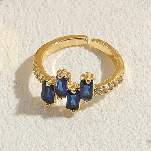 "MACA BLUE" Anillo dorado