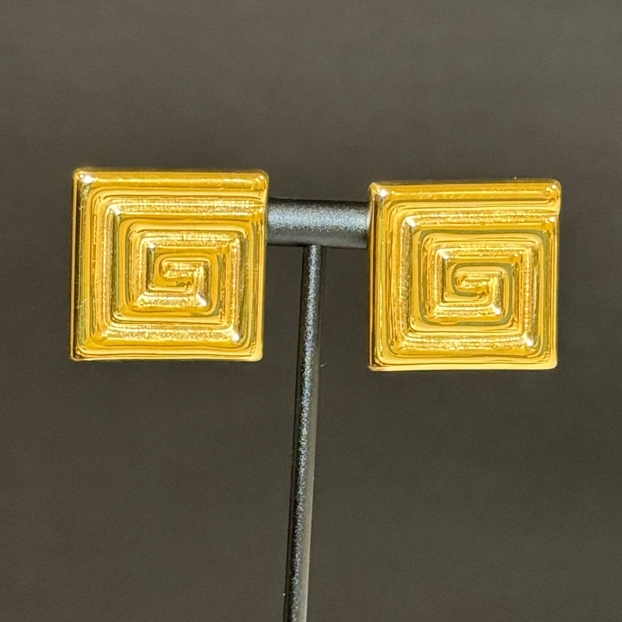 &amp;quot;REGINA&amp;quot; Aretes dorados – CUARZADA