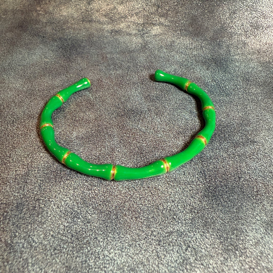 609 “HUESOS” Brazalete verde