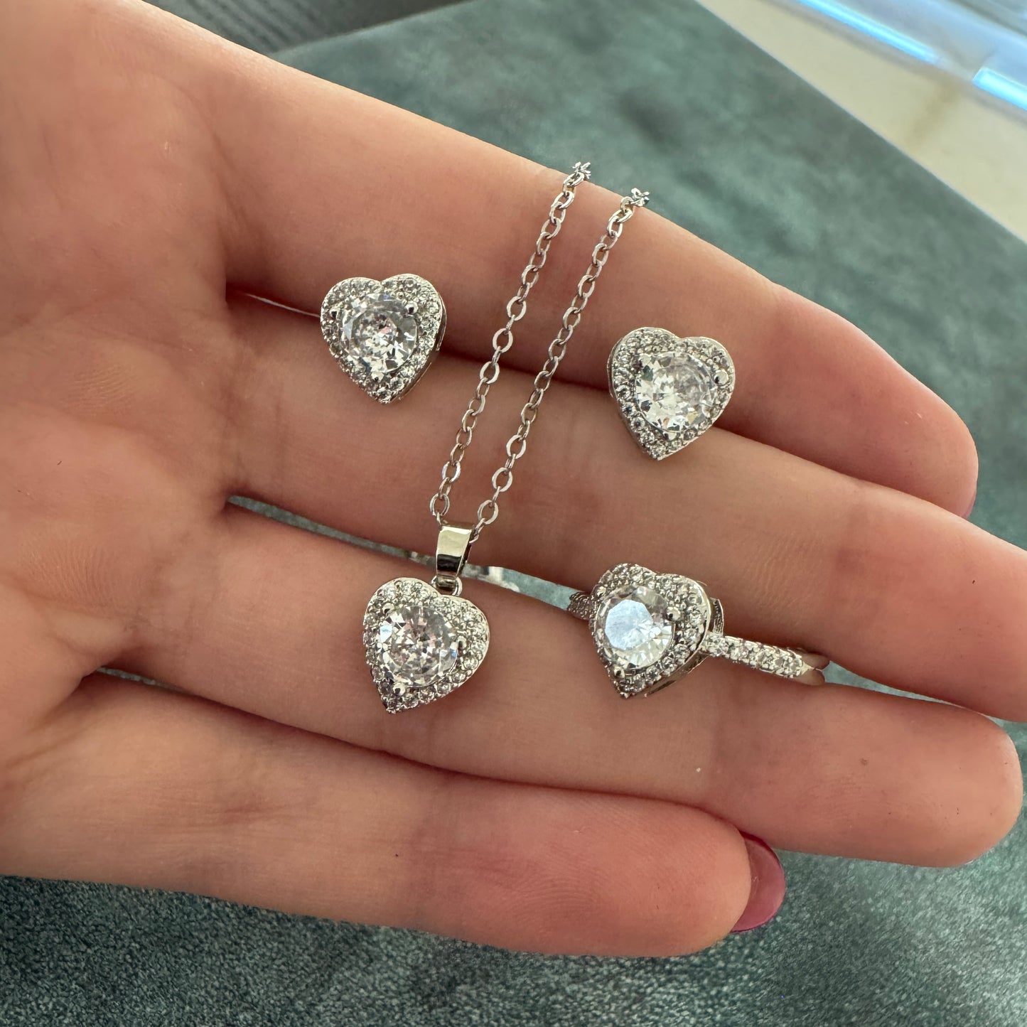 "AMOR" Juego de joyas plateado