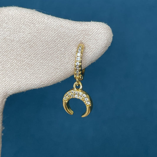 "LUNA" aretes dorados