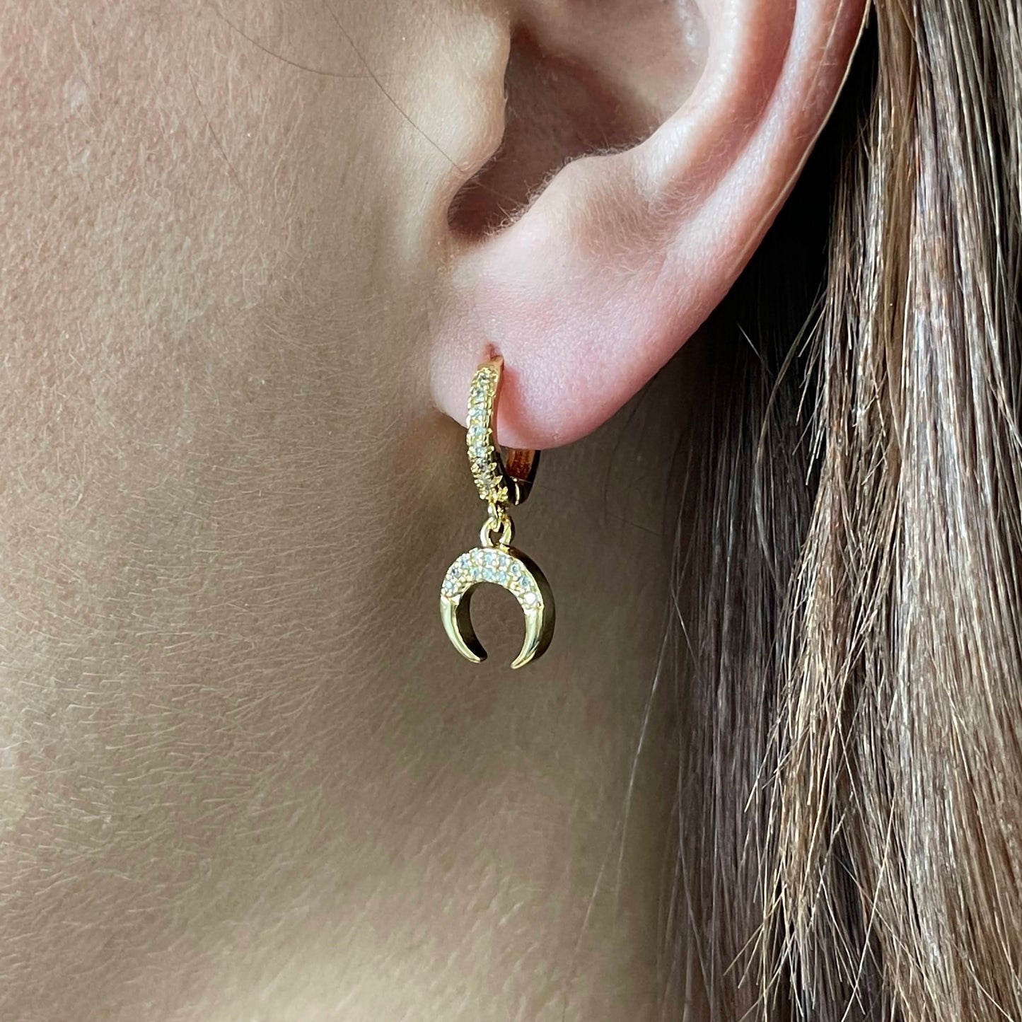 "LUNA" aretes dorados